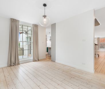 10 Auburn Road, Hawthorn VIC 3122 - House For Rent | Domain - Photo 1