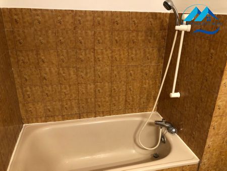 Location Appartement 1 pièce 31m² MARSEILLE 3ème - Photo 3