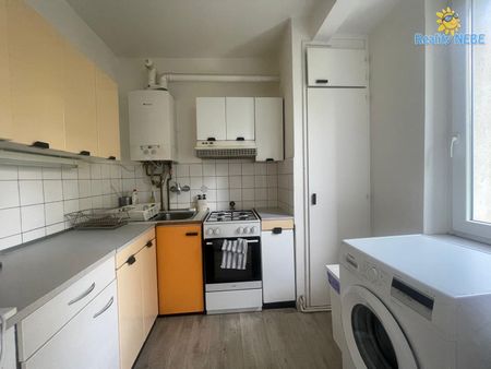 Pronájem bytu 3+1 72 m² - Photo 2