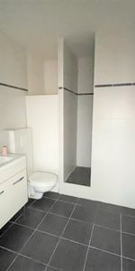 Location Appartement 1 pièce 38m² - Photo 3
