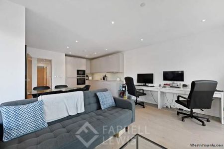 3 bedroom property to rent in London - Photo 3