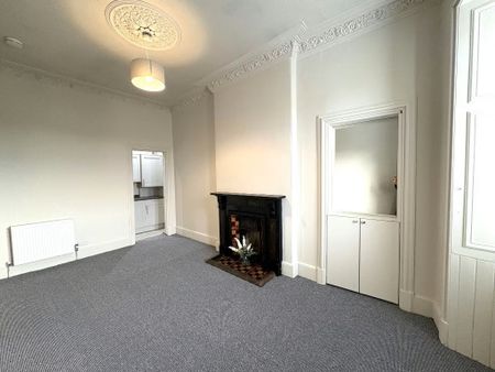 2 Bed Flat, Meadowbank Terrace, EH8 - Photo 2