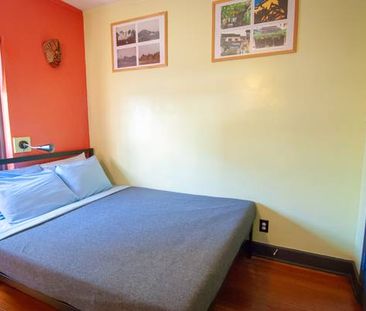 Friendly Downtown Accommodation - Photo 1