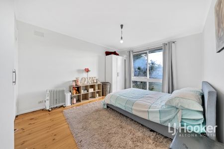 Well-Located Family Home - Photo 5