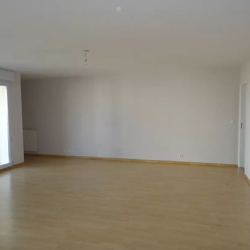 Location appartement T4 88.91m² à Reims (51100) - Photo 1