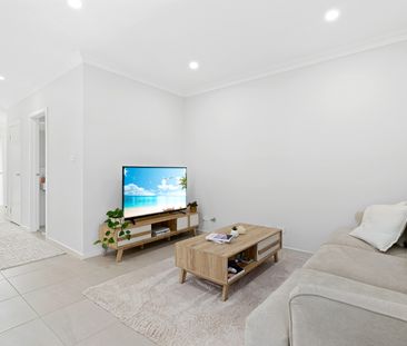 101 Edmund Street, Grantham Farm NSW 2765 - House For Rent | Domain - Photo 2