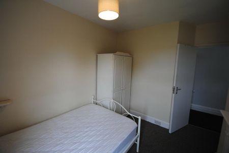 5 bedroom detached house to rent - Photo 5