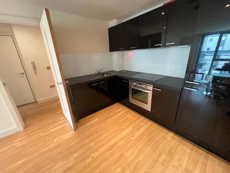 1 bedroom flat to rent - Photo 5