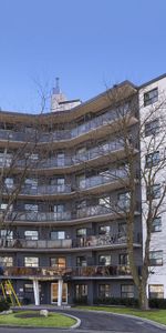 Lakeshore Apartments - Photo 4