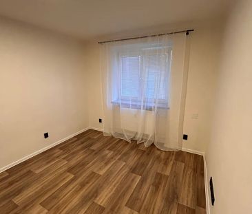 Pronájem bytu 1+1 28 m² - Photo 1
