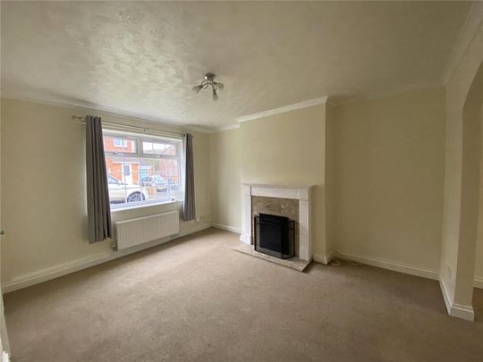 3 bedroom semi-detached house to rent - Photo 1