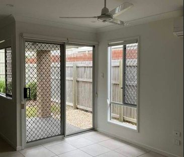 Modern Duplex in Sought-After Pimpama - Photo 2