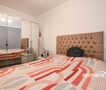 2 bedroom flat to rent - Photo 5