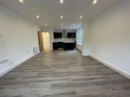 1 bedroom flat to rent - Photo 2