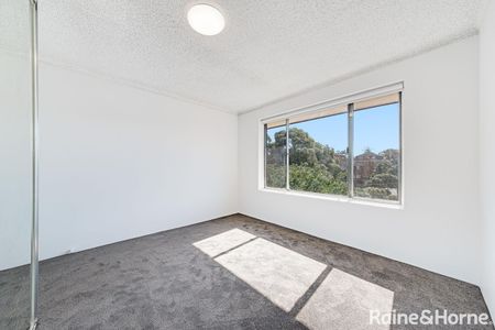 Newly Renovated Two-Bedroom Unit! - Photo 2