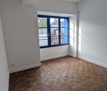 MAISON INDIVIDUELLE - CORPS NUDS - Photo 5