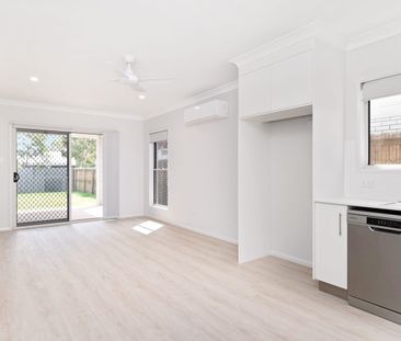 Brand new low-set modern unit - Photo 1