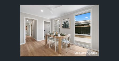 Freshly renovated Home - Photo 4