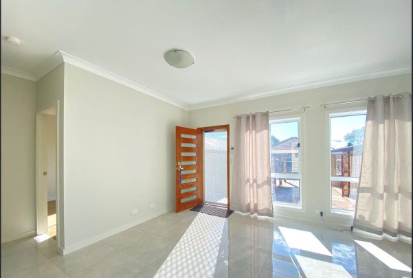 Charming 2-Bedroom Home in the Heart of Riverwood - Photo 1