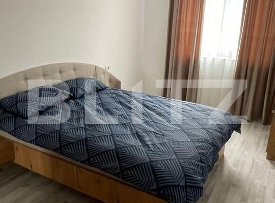 Apartament cu 3 camere, 100 mp, zona cartier 1Mai - Fotografie 1