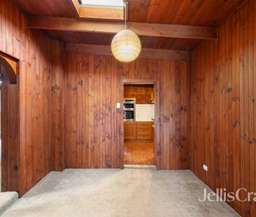 2/160 Roger Road, Panton Hill, Vic 3759 - Photo 2