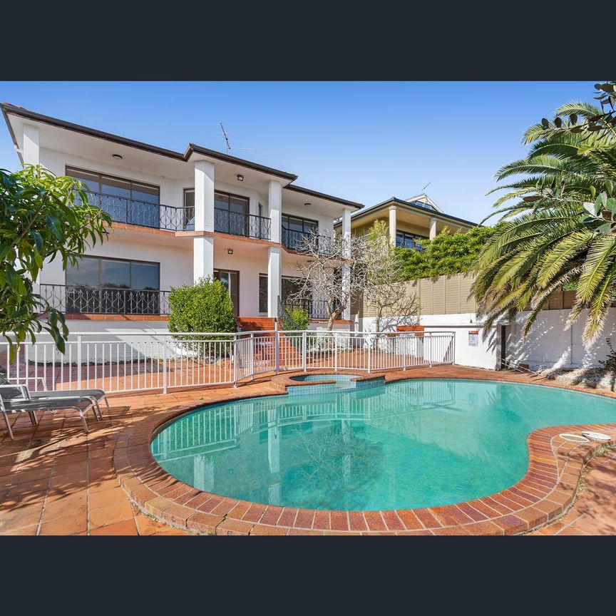 33 Napier St, Dover Heights, NSW 2030 - Photo 1