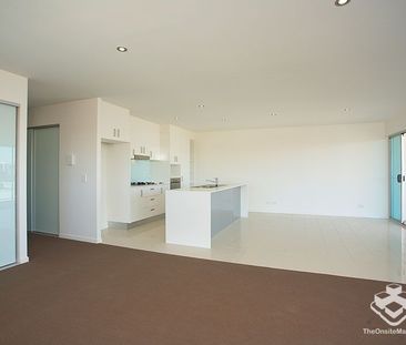 Available Now! 3 Bed 2 Bath 2 Parking - Lifestyle & Convenience at ... - Photo 1