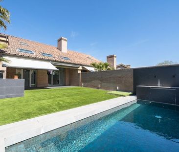 Alquiler de chalet adosado en Calle de Prado del Rey, 101 - Photo 6