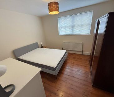 3 bedroom maisonette to rent - Photo 4