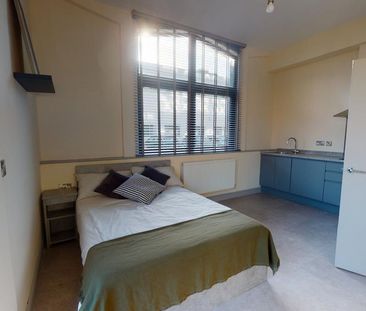 1 bedroom flat to rent - Photo 4
