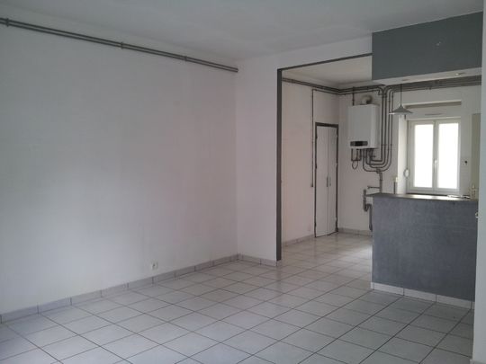 Location Appartement 4 pièces 79m² - Photo 1