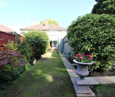 3 bedroom semi-detached house to rent - Photo 2