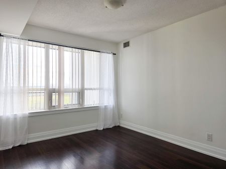 For Lease - 1060 Sheppard Avenue Unit# 411, Toronto, Ontario - Photo 2
