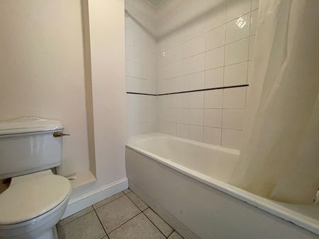 2 Bed Flat, Albert Road South, SO14 - Photo 5