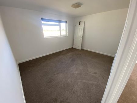 3 bedroom bungalow to rent - Photo 4