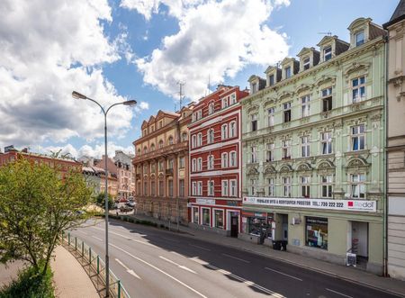 Pronájem bytu 2+1 56 m², náměstí Republiky , Karlovy Vary - Photo 4