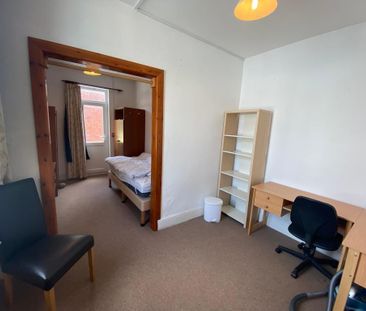 6 bedroom house to rent - Photo 6