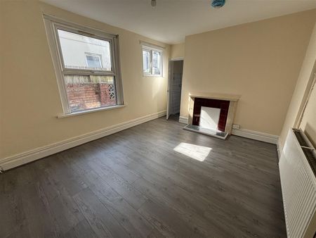 Corporation Road, Cardiff - Photo 2