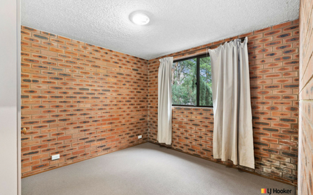 Light-Filled Living in the Heart of Belconnen - Photo 3