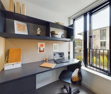 1 bedroom in a flat share to rent - Photo 6