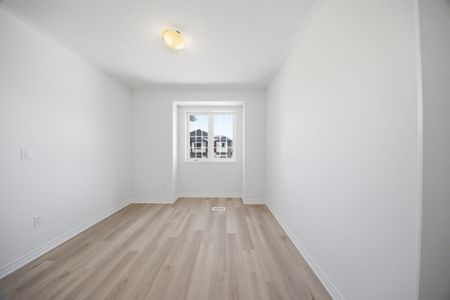 For Lease - 3513 Brickyard Drive, Pickering, Ontario - Photo 4