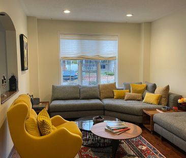 For Lease - 59 Maple Stand Way, Barrhaven, Ontario - Photo 2