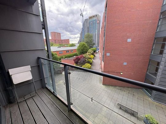 1 bedroom flat to rent - Photo 1