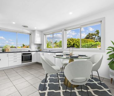 GREAT FAMILY HOME - Photo 3