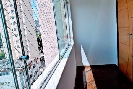 Amplo e aconchegante apartamento de 3 quartos (1 suíte) no coração do Gutierrez, BH, com elevador e 2 vagas de garagem - Foto 4