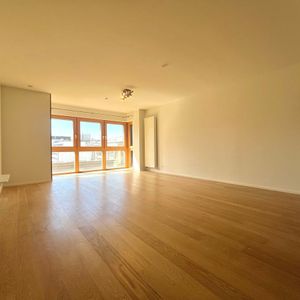 Appartement te huur in Etterbeek voor € 1.250 met 1 slaapkamer - Foto 2