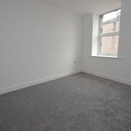 2 Bedroom Apartment - Photo 1