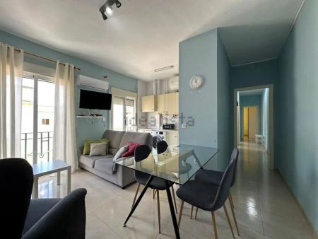 Alquiler de piso en Calle Mar Mediterráneo - Photo 2