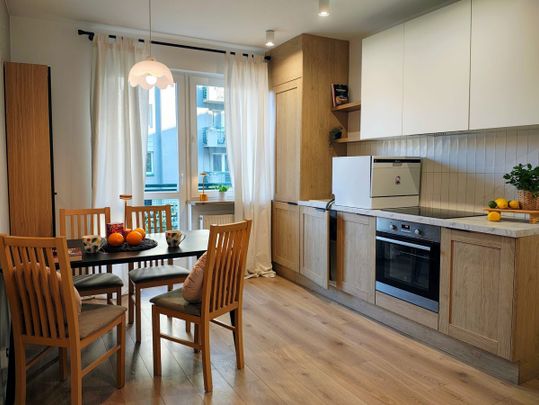 Ciche mieszkanie z 2 miejscami parkingowymi - Zdjęcie 1