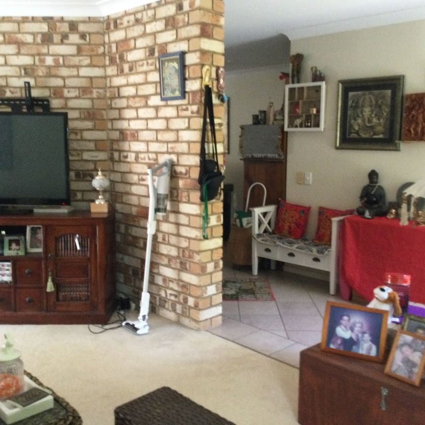 Regents Park - Photo 1